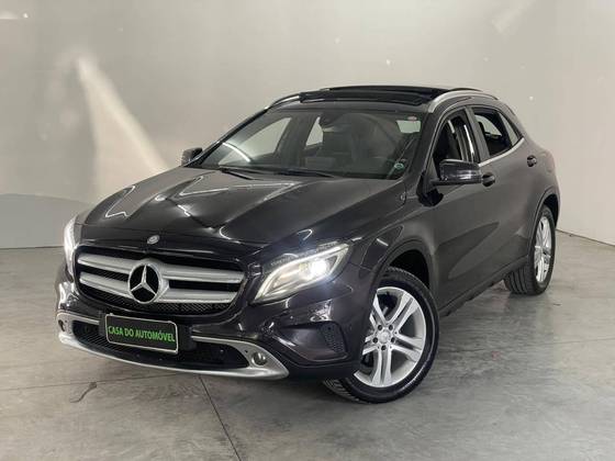 MERCEDES-BENZ GLA 200 1.6 CGI ENDURO 16V TURBO FLEX 4P AUTOMÁTICO